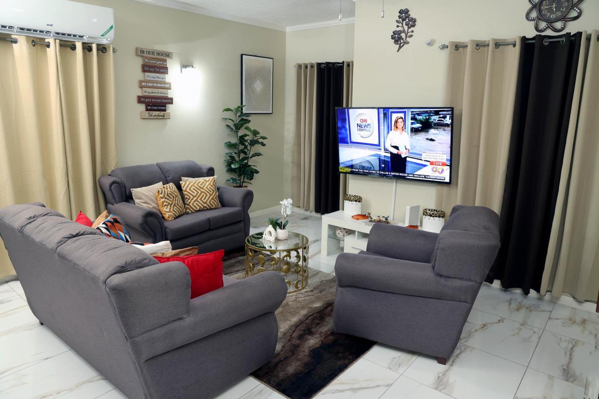 Spacious Luxury 3 Bed Rooms In Kingston Esterno foto